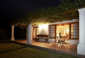 Cottage | Terrace/patio - Bushmanspad Estate (Boesmanspad)
