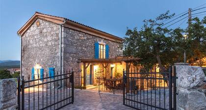 Ferienhaus MAREVIC mit Pool