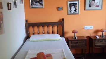 4 soverom, strykejern/-brett, reiseseng for barn og wi-fi (inkludert)