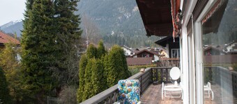 Panorama - mountain views, sunny, comfortable, 100 m2, generous