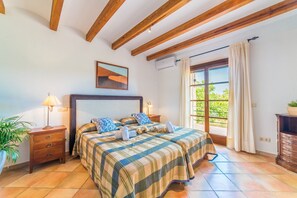 3 bedrooms, iron/ironing board, free WiFi, bed sheets - Rural villa in Mallorca Els Mitjans with pool (Arta)
