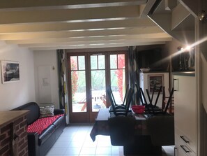 Living area - APARTMENT T3 DUPLEX 6 pers FULL FOOT (Luz-Saint-Sauveur)
