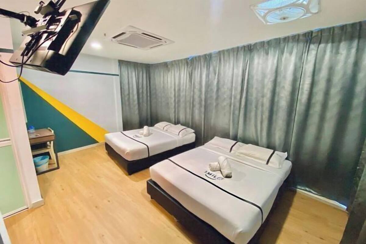 In-room safe, desk, laptop workspace, soundproofing