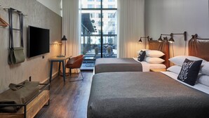 Suite, 1 Bedroom, Hearing Accessible (Roll-in Shower, High Floor) - Moxy Atlanta Midtown (Atlanta)