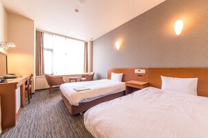 标准双床房, 无烟房 | 办公桌、笔记本电脑工作区、遮光窗帘、隔音