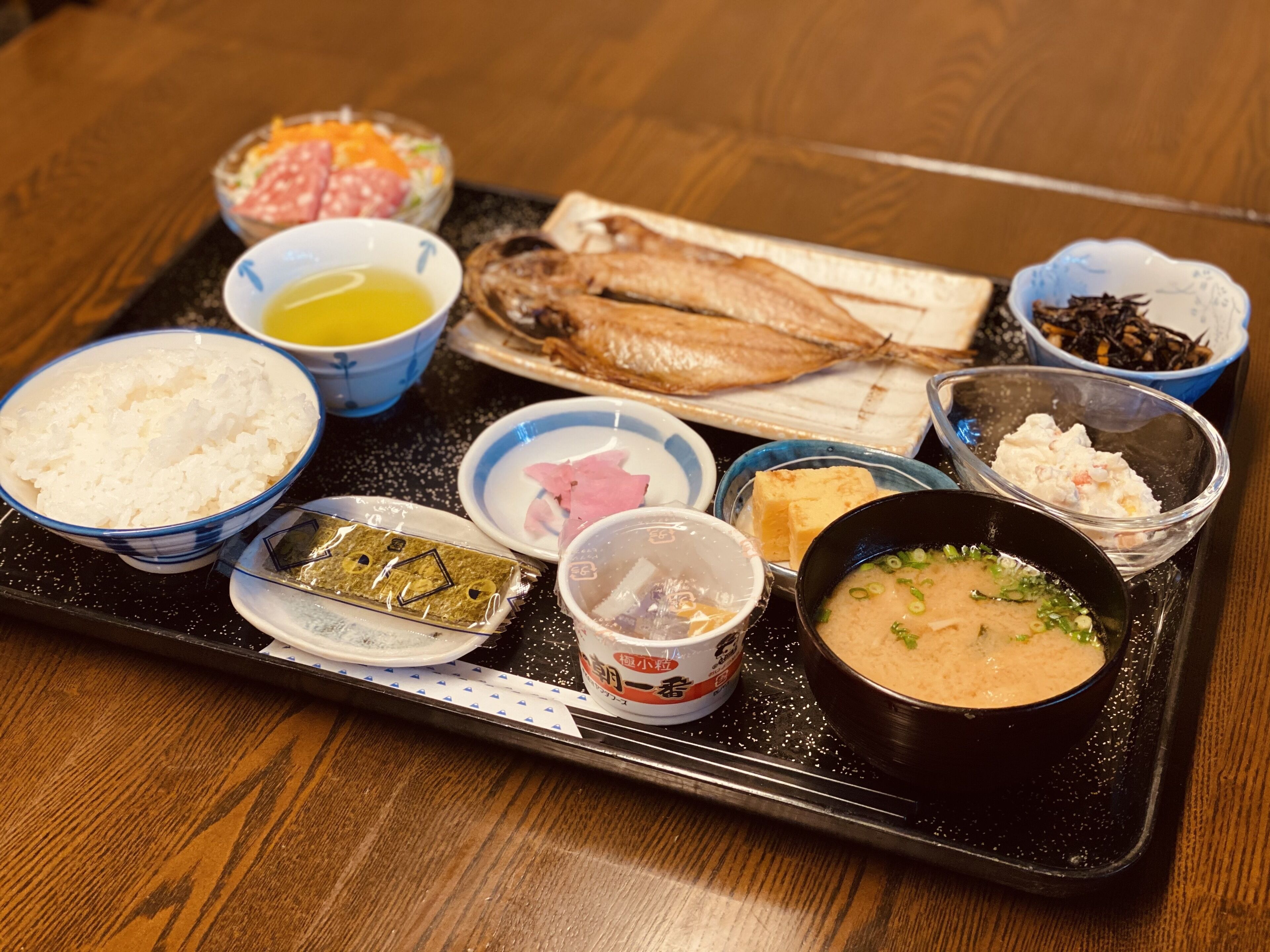 daily full breakfast (jpy 1000 per person)