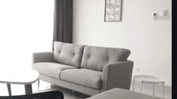 Apartamento, 3 quartos, para não fumantes | 3 quartos, escrivaninha, ferros/tábuas de passar roupa, roupa de cama