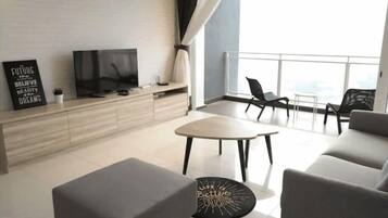 Apartamento, 3 quartos, para não fumantes | Área de estar | TV de tela plana