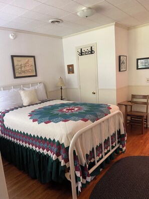 3 chambres, bureau, fer et planche à repasser, Wi-Fi gratuit