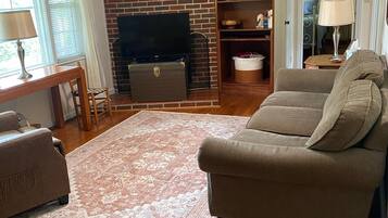 Smart TV, DVD player, books