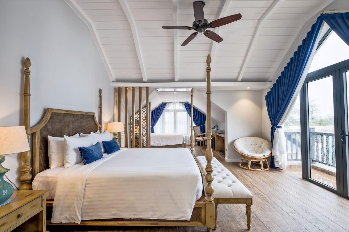 1 bedroom, in-room safe, desk, blackout curtains