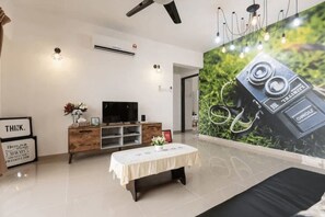 Living area - Desa Kiara Cozy Condo by SYNC (Kuala Lumpur)