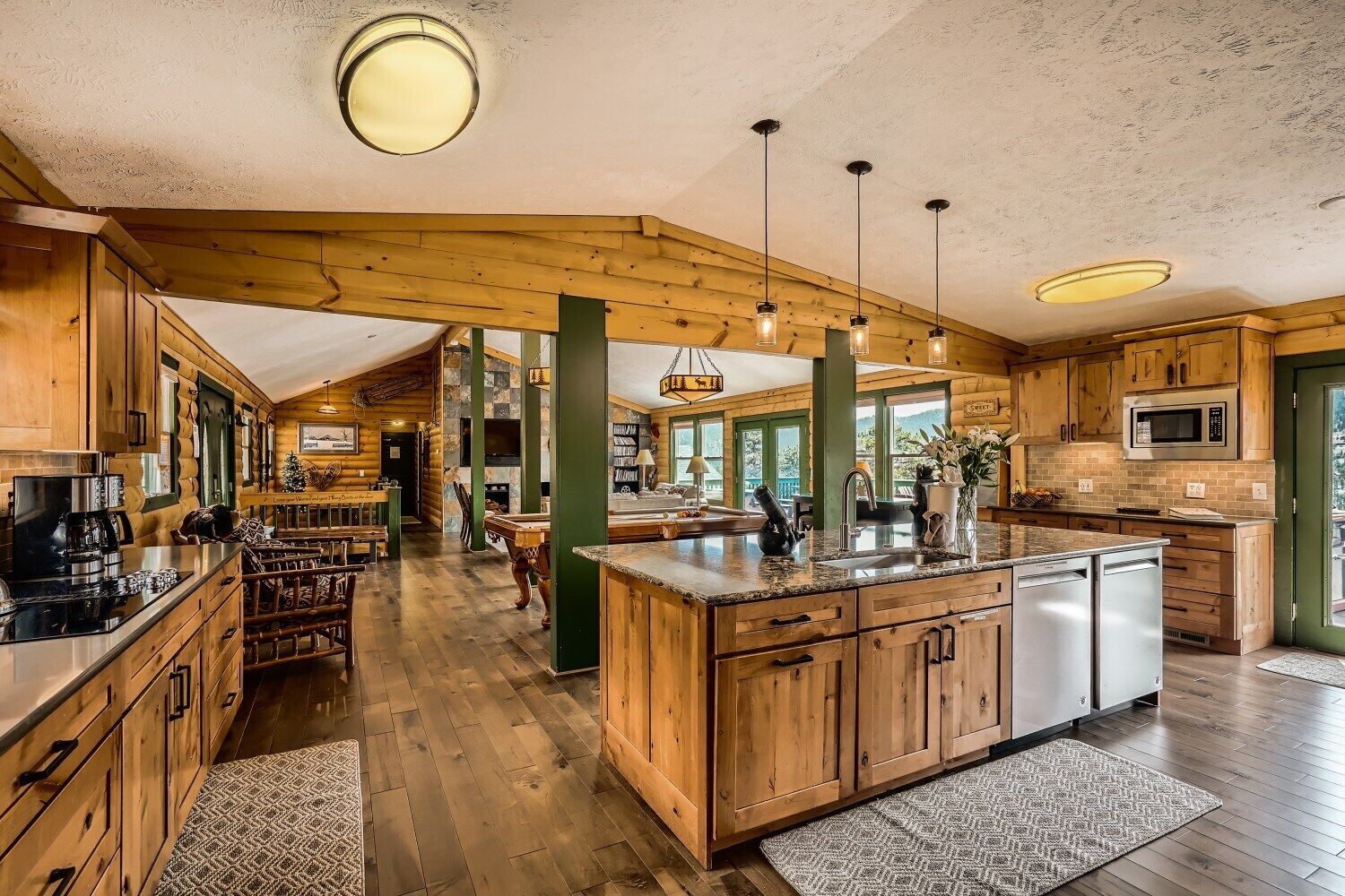 雪櫃、微波爐、焗爐、爐具