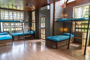 Quang cảnh từ phòng