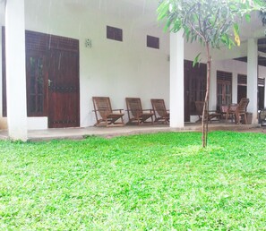 บริเวณภายนอก