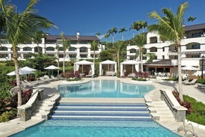 Outdoor pool, a heated pool - BEACHFRONT LUXURY at the Ritz! NEWLY RENOVATED - MOST DATES Available! (Nazareth)