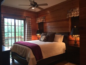 5 bedrooms, free WiFi, bed sheets