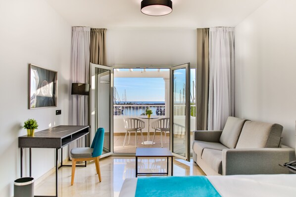 Premium Double Room, Terrace, Harbour View