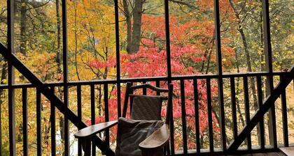 Cabaña frente al lago en el lago Hiawassee / Bear Paw en Murphy, Carolina del Norte - Blue Ridge Mountains