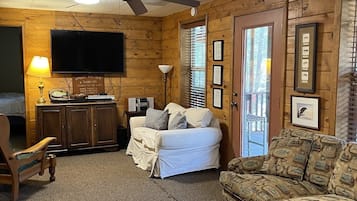 Smart-TV, peis, videospill og DVD-spiller