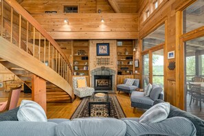 Smart-tv, pejs, stereoanlæg