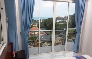 Balcony - Sunset Seaside Beachfront (Wichit)