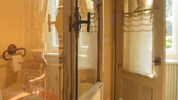 Literie de qualité supérieure, décoration personnalisée