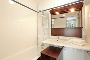 Estudio clásico | Baño