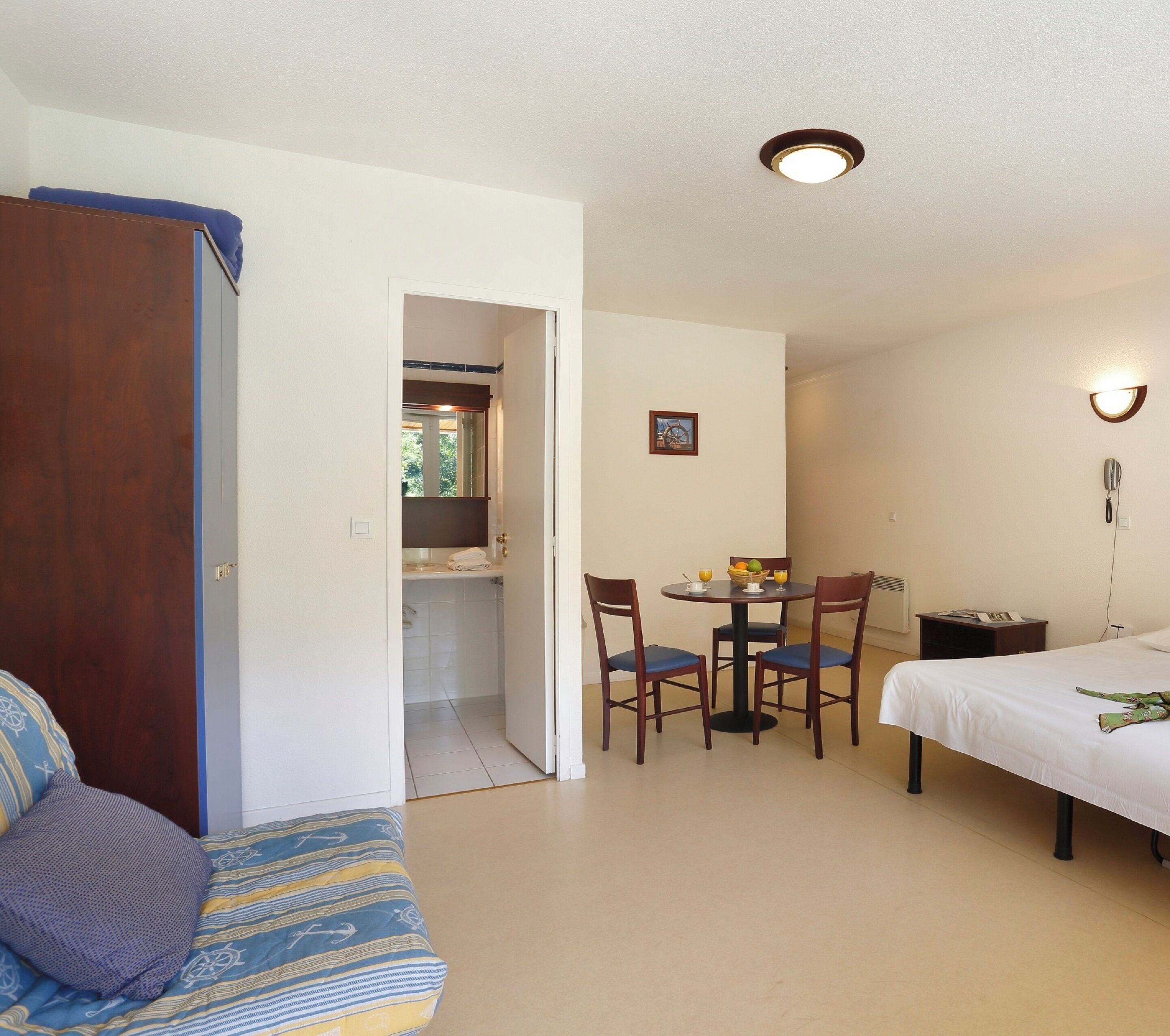 Classic Studio, River View (studio 3 personnes) | View from room