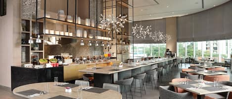 Daily buffet breakfast (MYR 75 per person)