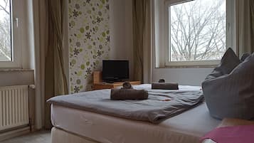 Double Room (7)