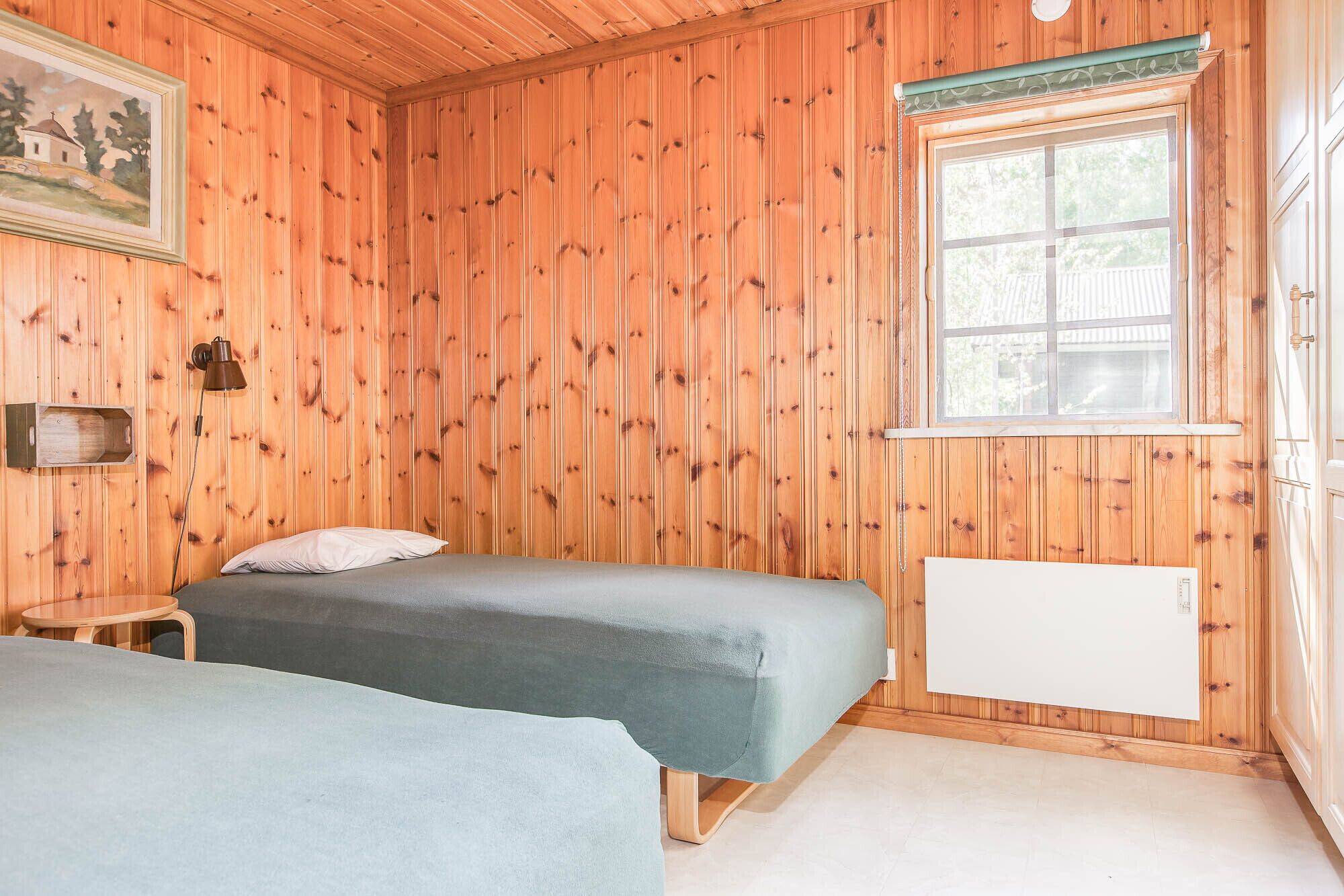 Kabin Basic, ramah bagi penderita alergi, pemandangan kebun (Frederika Elisabeth) | Seprai antialergi dan dilengkapi dengan perabotan berbeda-beda