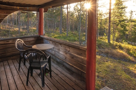 Cabin, Partial Lake View (Britta) | Terrace/patio. Tyngsjö Vildmark