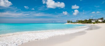 Private Oasis with Pool