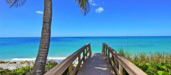 Beachfront Ground Level Suite - Everything is Modern & New