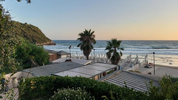 Strand