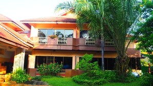 Unclassified image, 2 of 58, button - Poolvilla Chiangmai (Doi Saket)