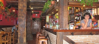 Hostal Rural Elosta