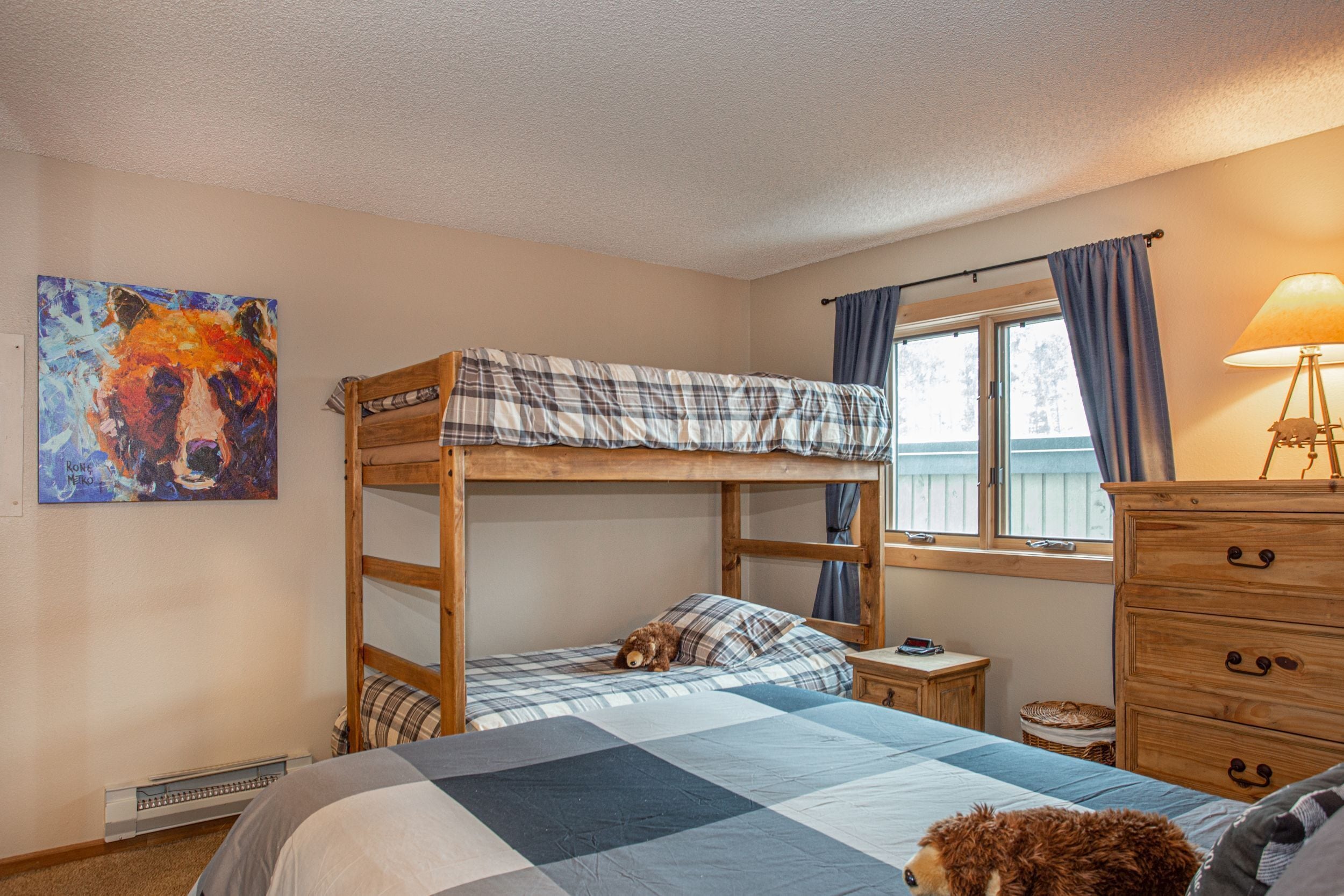 Bear Room - Twin bunk beds, great for sleeping multiple kids or teens.