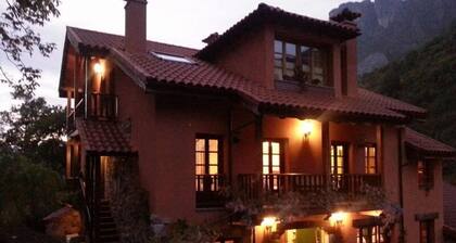 Apartamentos Rurales Buenamadre