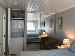 1 sovrum och strykjärn/strykbräda