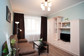 Apartment, 1 Double Bed with Sofa bed, Non Smoking | 1 bedroom, desk, iron/ironing board, rollaway beds