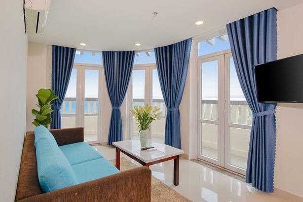Suite | Beach/ocean view - Beach House An Thuong (Da Nang)