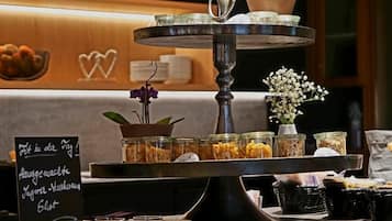 Petit déjeuner buffet compris tous les jours