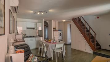 Apartment, 2 Bedrooms | Living area