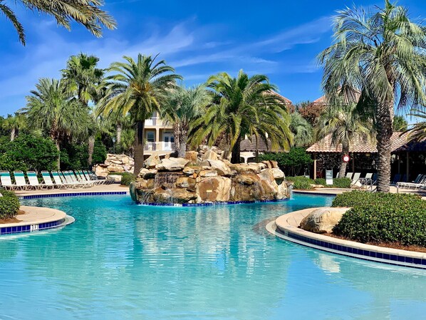 Piscine extérieure, piscine chauffée