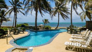 Alberca al aire libre