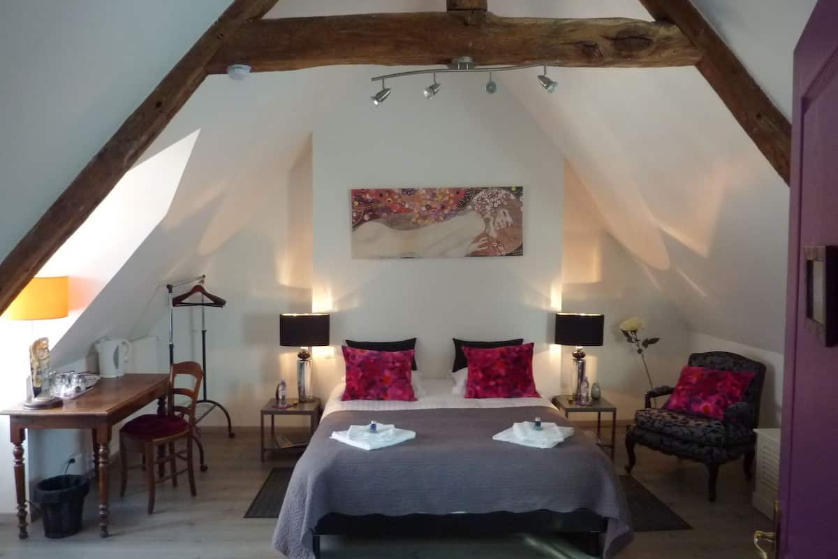 Kamar Double (Eclipse) | Seprai premium dan didekorasi berbeda-beda