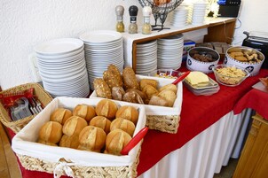 Desayuno buffet incluido todos los días