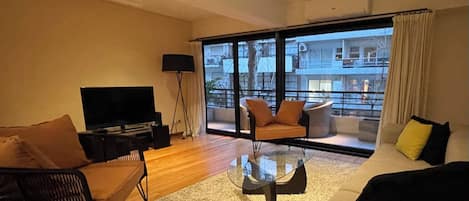 تلفزيون ذكي، ستيريو